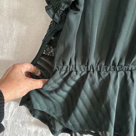 High Neck Lace Top Victorian Whimsigoth Dark Fairy Size L Green Keyhole Peplum - Picture 7 of 8